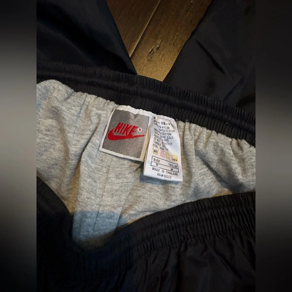 Nike Men’s Sweatpants Lined Joggers Medium - Picture 5 of 7